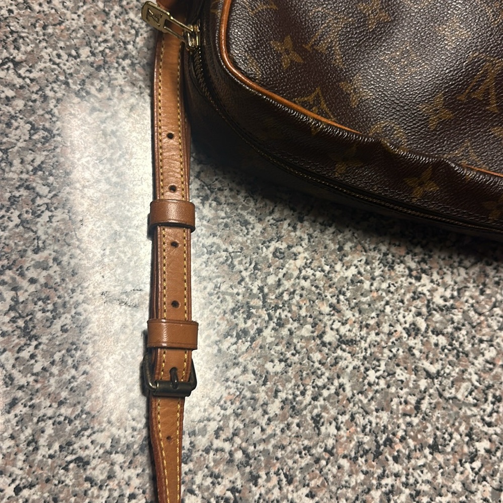 **SOLD**Louis Vuitton Trocadero 27 - Picture 11 of 16
